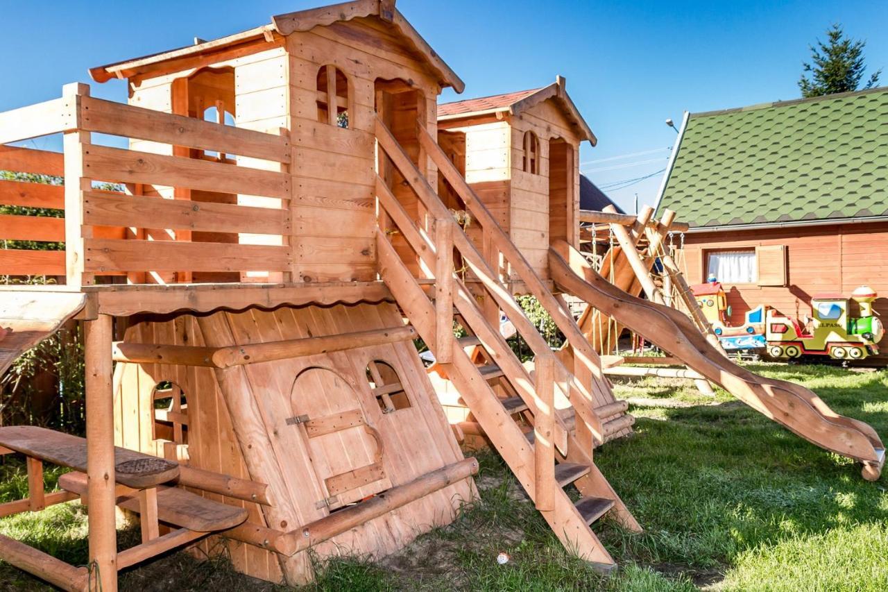 Pokoje I Domki Nadmorskie - Bajkowa Mierzeja Stegna  Exterior photo